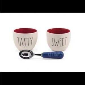 BNIB Rae Dunn Artisan Collection ice Cream Bowls w Scooper